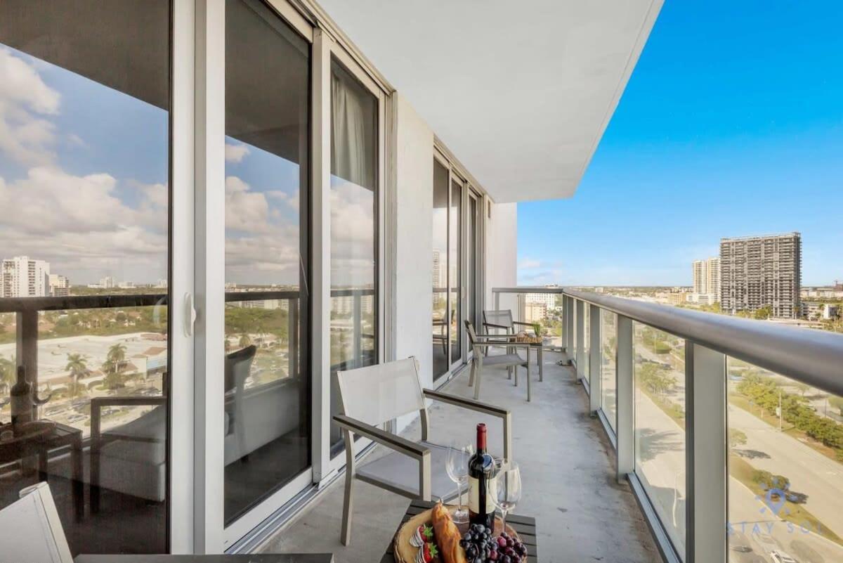 Infinite Views, Amazing Pool, Gym, Near Beach Hallandale Beach Bagian luar foto