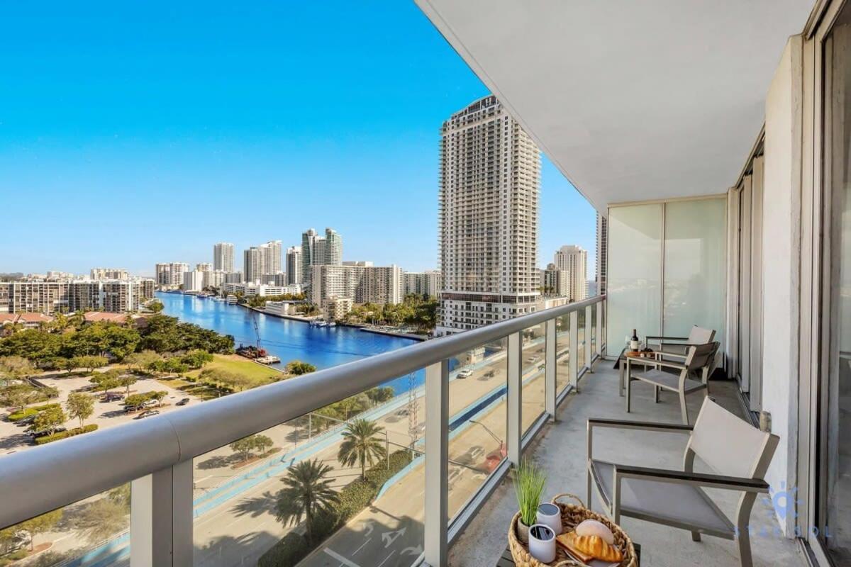 Infinite Views, Amazing Pool, Gym, Near Beach Hallandale Beach Bagian luar foto