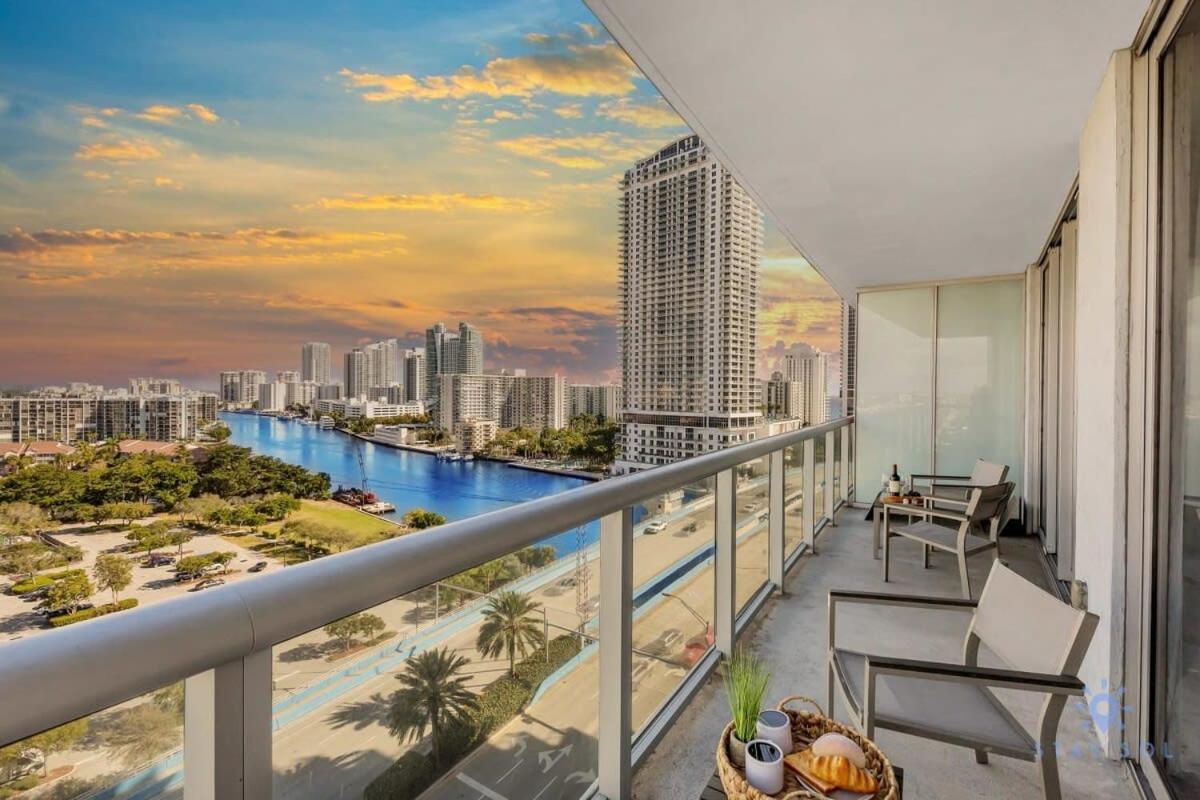Infinite Views, Amazing Pool, Gym, Near Beach Hallandale Beach Bagian luar foto
