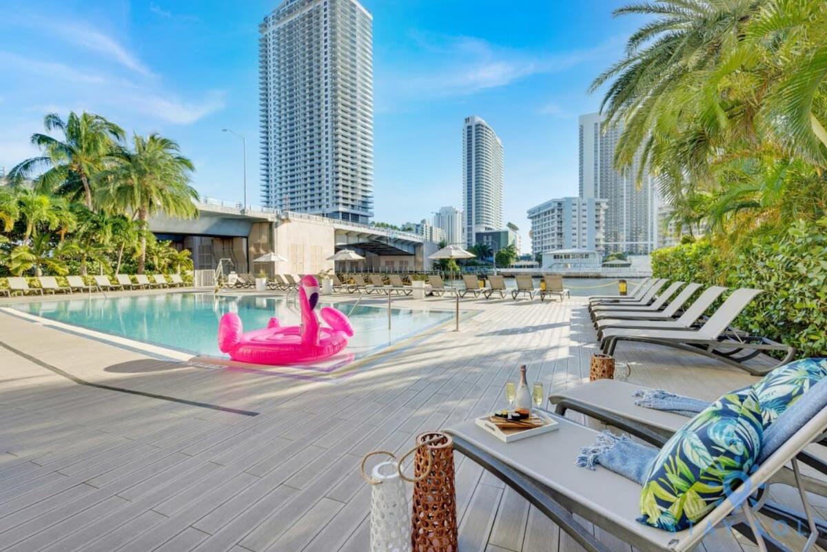 Infinite Views, Amazing Pool, Gym, Near Beach Hallandale Beach Bagian luar foto